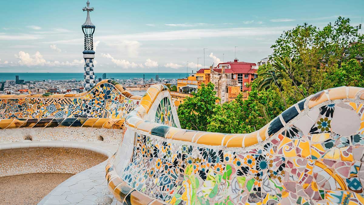 Studying in Spain in English: Public Universities, Costs and the Language Question
